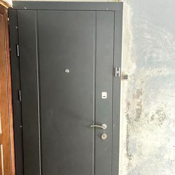 Продам 3-кімнатну квартиру Сонячна 16 Інгулець9000 євро ЖК ОСББ