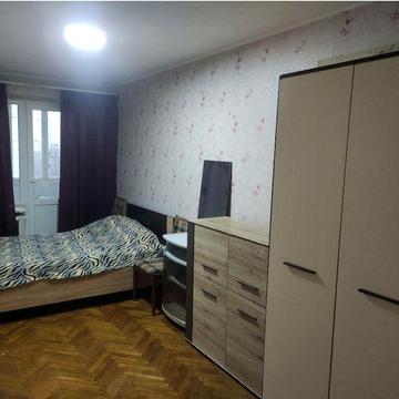 3 к. Л.Курбаса. Швидкісний трамвай.