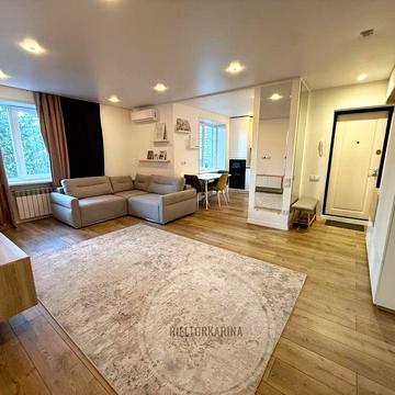 4к квартира біля 2 Гімназії/Нікольська в продажу на 4 поверсі з 9