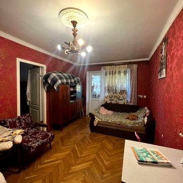 Shev-02 Двухкомнатная квартира на Романа Кармена