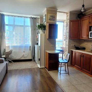 Петра Калнишевського вул. (Михайла Майорова), 6