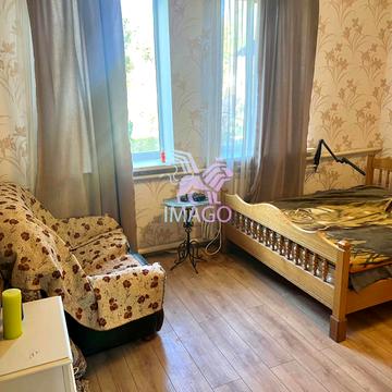 Миронівська вул., 3