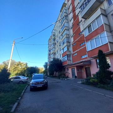 Хотинська вул., 49-А