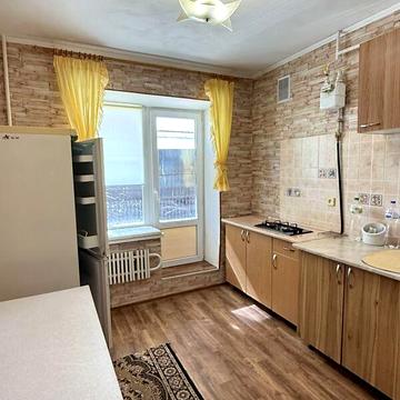 Довгострокова оренда 1к Квартира Зарічанська вулиця