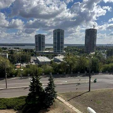 Продаж 2к квартири пр-т Д. Яворницького, центр нагорка парк Шевченка