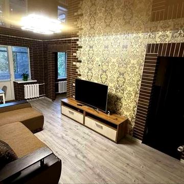 Аренда 2-к. квартиры на проспекте Пилипа Орлика, 21