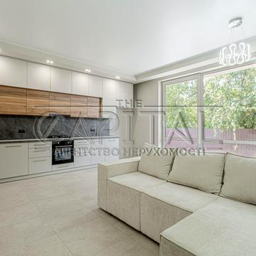 Ярослава Мудрого вул., 27