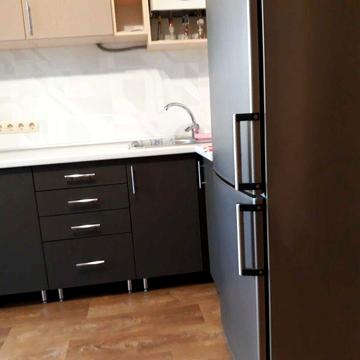 Сдам 1 к в центре  на короткий или длит. срок