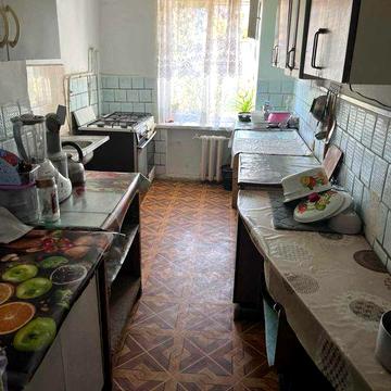 40710 Продається 1-кімнатна квартира (гуртожиток)