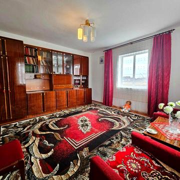 Будинок з ремонтом в хорошому стані за Галичем