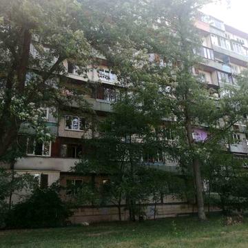 Березняківська вул., 6