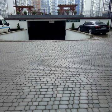 Височана вул., 18