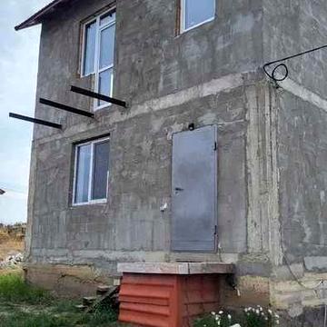 (13) Продам 2-поверховий будинок в районі 7 км, 70 м².