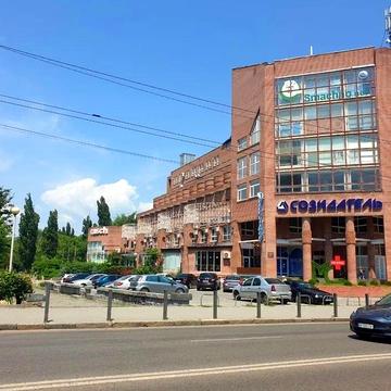 Дмитра Яворницького просп. (Карла Маркса), 83