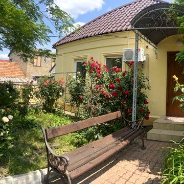 Продається Дім (5 кімнат) в Корабельному район, 6 соток землі