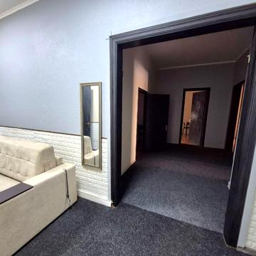 Просторная квартира на 10 человек в центре города