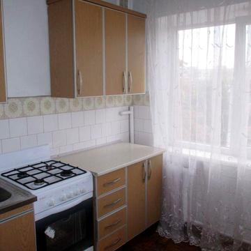 Оренда 2кім.кв.Біля парку.