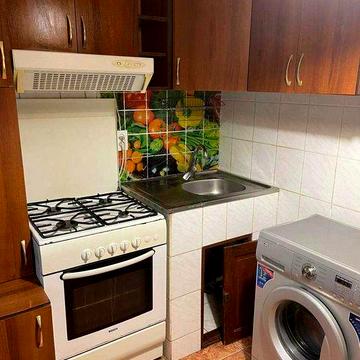 Сдаю в Корабельном районе 3-х к. квартиру .