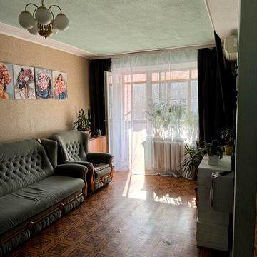 Продам 3-х кв. По вулиці Юності