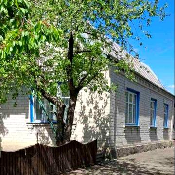 Продається цегляний будинок в смт. Вільшана ЧЕРКАСЬКОЇ ОБЛАСТІ