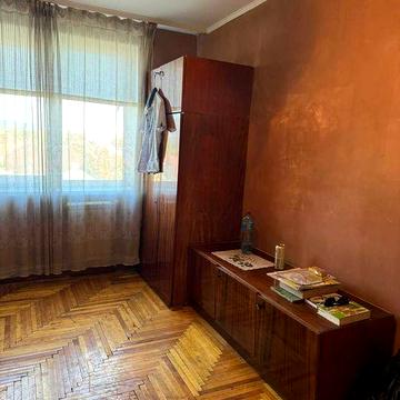 Продаж 3х кімнатної квартири на вул.Комендаря(Джамбула)