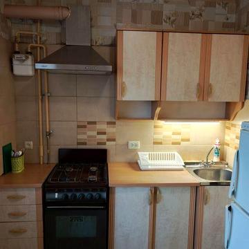 Здам 1 кім.квартиру,4 поверх,11 мкр.,лівий берег,ремонт, меблі, технік