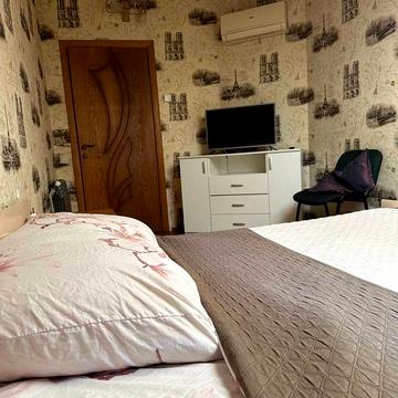 2ух кімнатна мансарда на Малій Арнаутській/Катерининській