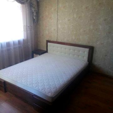 сдам 1 ком квартиру с ремонтом