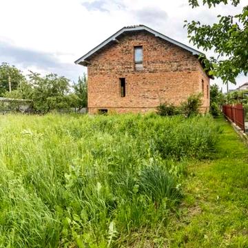Будинок в Підліссі, велика ділянка
