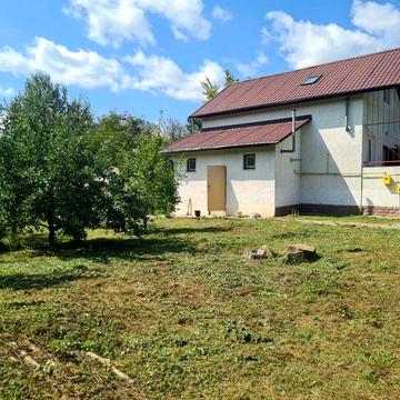 Продається двоповерховий будинок в селі Безпечна, Білоцерківського р-н