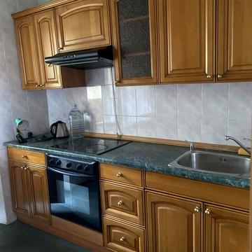 Миропільська вул., 37
