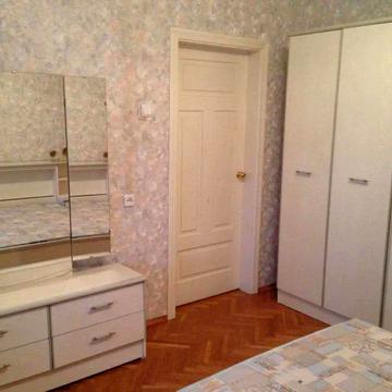 Василя Стуса вул., 27