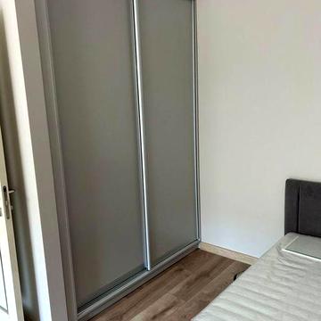 Б-р Дружбы народов 10а (Михновского) Свежий ремонт.