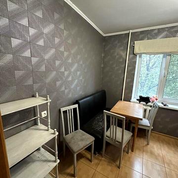 Продаж 1к Квартира Шухевича Романа вулиця
