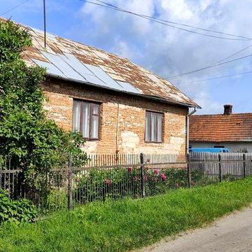 Продаж одноповерхового будинку з можливістю надбудови