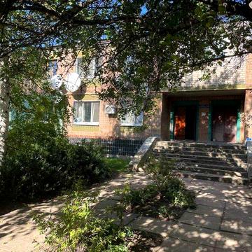 Продам 2-х кімнатну квартиру в Краснокутську біля Дендропарка