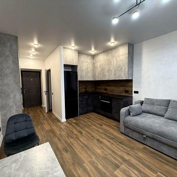 Власник, оренда однокімнатної квартири в У-Кварталі, перша сдача