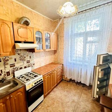 Сдам 2 комнатную квартру салтовка г.Харьков
