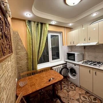 Гарматна вул., 44