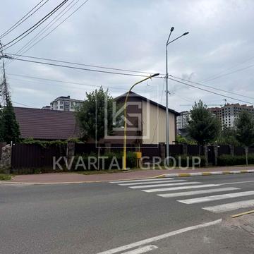 Вокзальна вул., 76