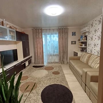 Квартальна вулиц вул. (Гладкова), 21