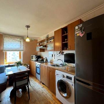 Продам 3 кімнатну квартиру на Славіна