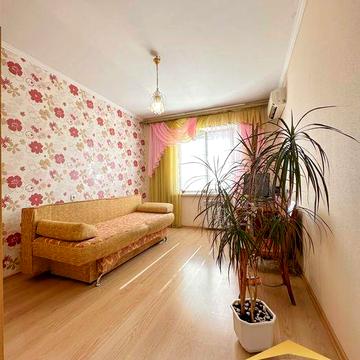 Продаж 2-к квартири Осипенківський р-н