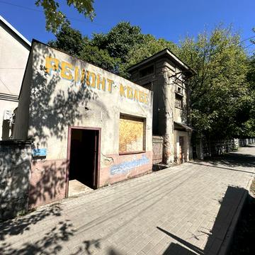 Капушанська вул., 5