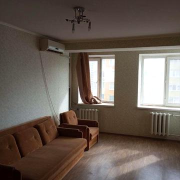 1 ком кв на Высоцкого,/Сахарова. 49 кв м, Одесса