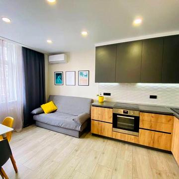 Оренда затишної квартири Варшавський Родини Крістерів