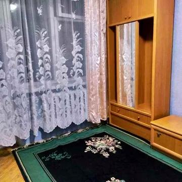 Оренда однокімнатної квартири на Воскресенці. Метро 15 хвилин.