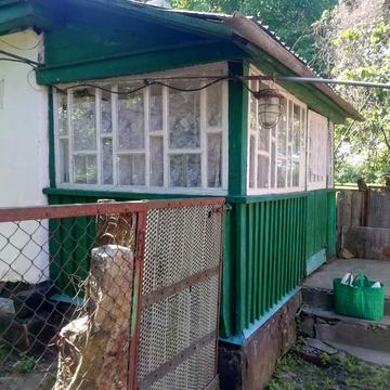 Донецька, 80