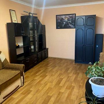 Продам 2 ком квартиру на Попова