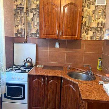 Продам 1к. кв.в хорошем состоянии   Гвардейцев Широнинцев